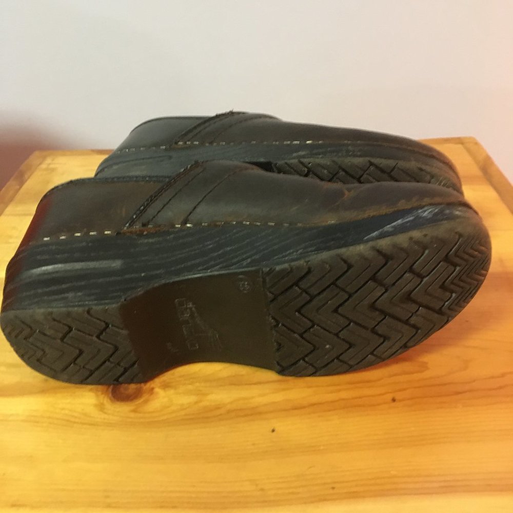 Dansko Brown Clog - Picture 8 of 10